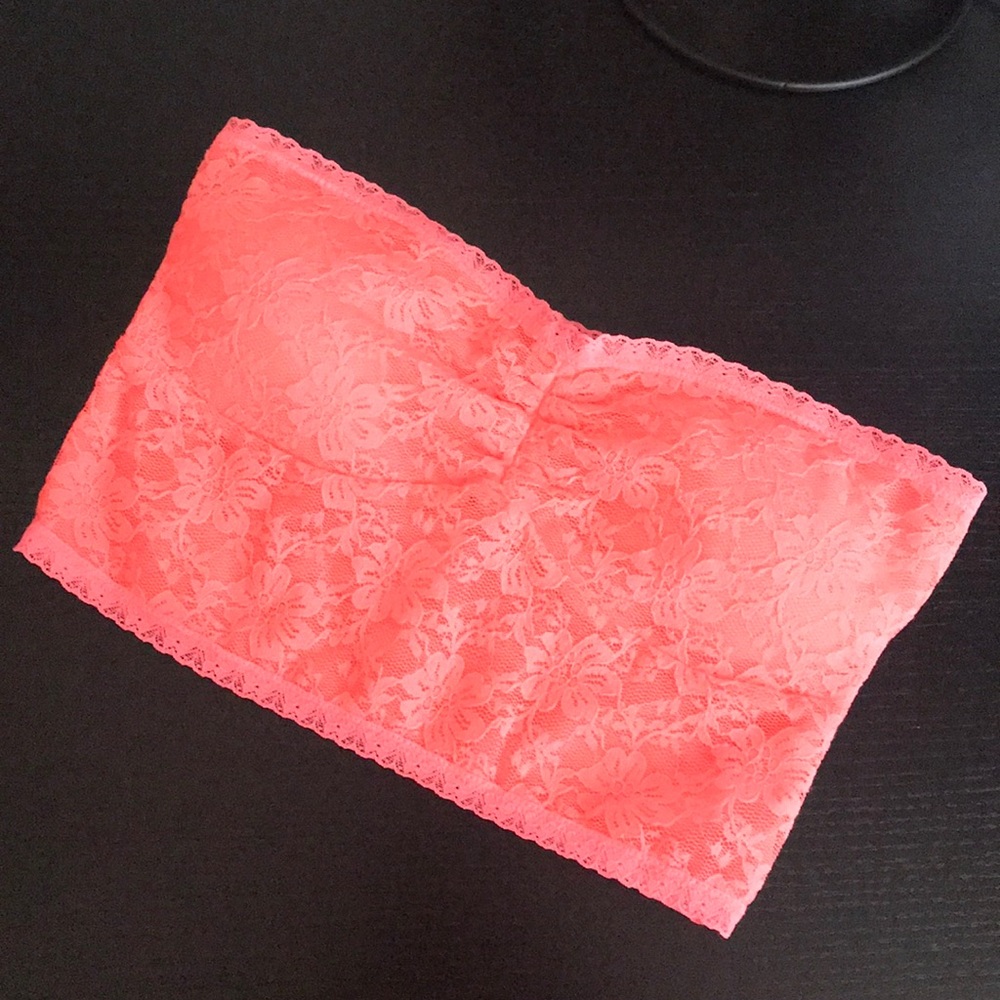 NWOT! Forever 21 lace cropped bandeau